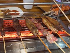 -哈尔滨小酒馆·鲜肉现穿自助烧烤(康新花园店)