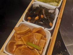 自制小菜拼盘-灶座小锅烀饼·铁锅炖(全国总店)
