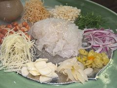 -得意咚瓜·顺德鱼生·冬瓜火锅(深圳首店)