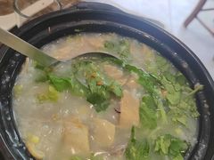 -官塘陈记鱼生·潮汕砂锅粥·牛肉火锅(潮枫路总店)