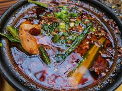 -山城欢现炒食堂(上海城店)