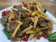 酸笋-牛八宝桂林米粉(八里庄店)