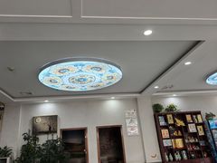 -壹阁胡羊焖饼(特色小吃街店)