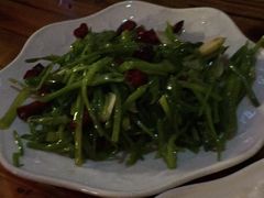 -小锅巴纳西餐厅