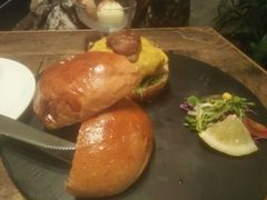 -HIGH FIVE哈福手工汉堡(桂林路店)