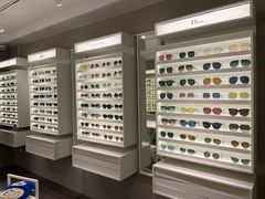 -目艮眼镜SHOWROOM(品牌集合店)