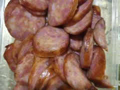 香肠-蓝精灵饺子店
