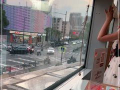 -蜜桃餐厅·伴山(湖滨商业街店)