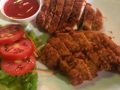 -Kat's Kitchen