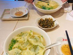 荠菜大馄饨-东泰祥生煎馆(重庆北路店)