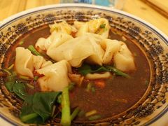 -爆炸头阿姨小四川正宗川味小吃(无任何分店)