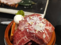 -山川小町·极番烧肉(新地假日广场店)
