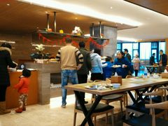 浩劫过后的早餐厅-大理洱海龙湾假日酒店