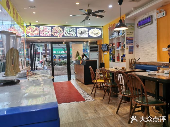 牛缘村·贵州黄牛肉火锅(西善桥店)大堂图片