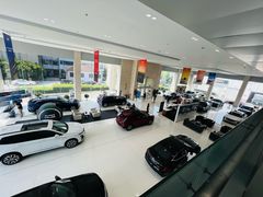 -百联沪通凯迪拉克4s店