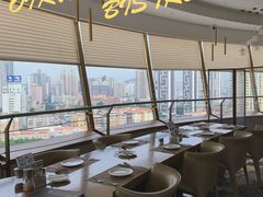 -杏荟旋转餐厅(广州爱群店)