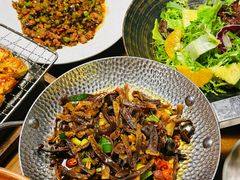 -雀舞云南菜(天津天河城购物中心店)