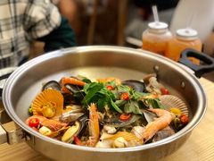皇后无水火锅-派派茶客(金杏花园店)