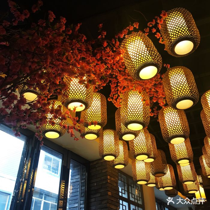 花千醉小酒馆(新街口店)-大堂图片-南京美食-大众点评网