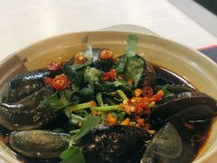 凉拌皮蛋-胡须佬鸡煲四季火锅(龙珠大道店)