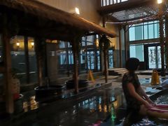 -嘉佑温泉水世界
