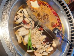 -辣伍鲜毛肚老火锅(元一店)