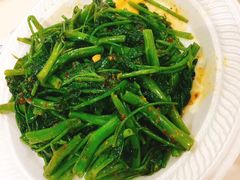 -纽顿熟食中心