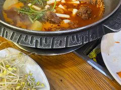 -喇喇排骨火锅·传统韩式脊骨汤(望京西园总店)