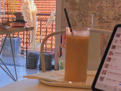 拿铁-边渡咖啡烘焙店(昙华林店)