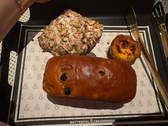 -BUTTERFUL&CREAMOROUS 黄油与面包(万象城店)