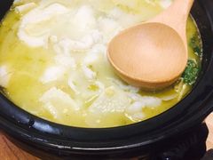 -九锅一堂酸菜鱼(万达广场店)