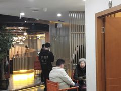 等位区-巴蜀懒人火锅(龙颈路店)