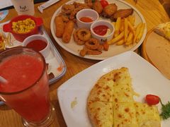 -菲滋意式餐厅(银泰百货金华江南店)