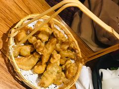 -吴氏老牌坊云南鱼豆花火锅店(通江街店)