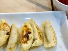 上海风味锅贴-上海美食(申贵路店)