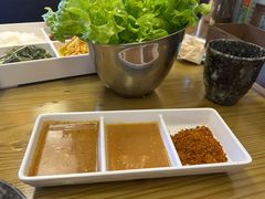 -弘彩英·烤牛舌·年糕火锅(蓝色港湾店)