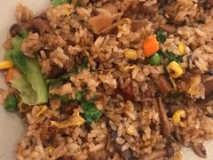 -百春原湖南牛肉粉(百联世纪店)