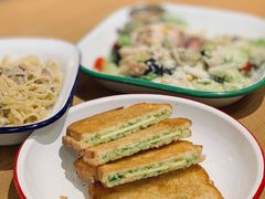 -HELLO 27 意面·沙拉·帕尼尼