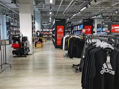 -首创奥特莱斯(西安店)
