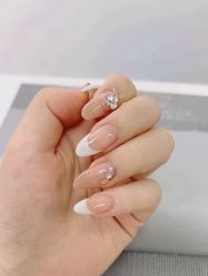 -尤米一站式美甲美睫