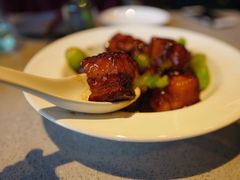 青梅红烧肉-半山腰·云南菜(侨福芳草地店)