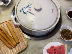 -小骨煲金华砂锅(转塘金街美地店)