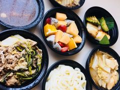 -丽丰购物中心·停车场