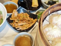 -馋三尺蟹粉小笼(人民广场店)