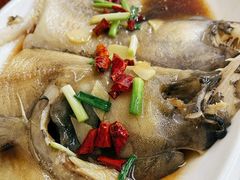 -胡子饮食店