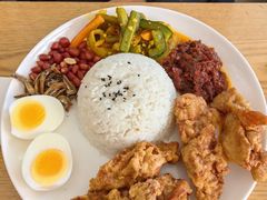 -峇峇娘马来西亚餐厅(望京SOHO店)