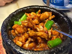 石锅杭椒牛蛙-桂满陇天书(南京德基旗舰店)