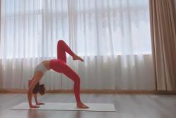 -亚太瑜伽普拉提学院