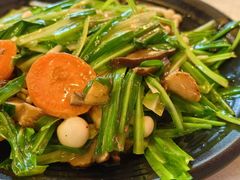 -大树下海鲜饭店