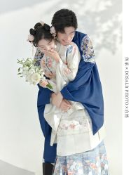 -都市丽人婚纱摄影